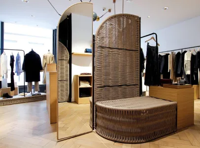 mobilier metallique à Vouillé près de Poitiers dans la Vienne 86